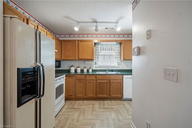 3185 Beeson Acres Road, Winston-salem, NC 27105