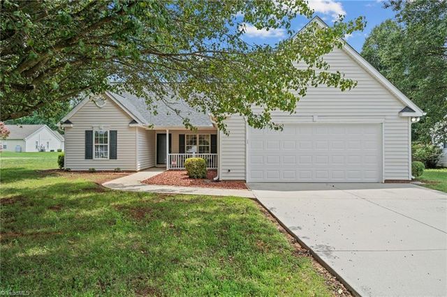 3185 Beeson Acres Road, Winston-salem, NC 27105