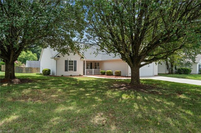 3185 Beeson Acres Road, Winston-salem, NC 27105
