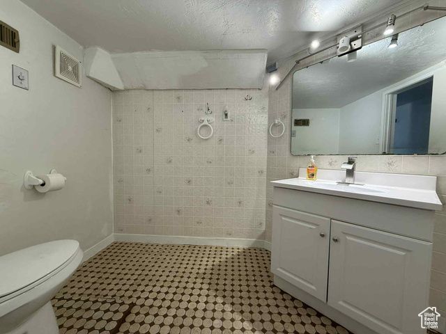 250 N 6TH AVE, Price, UT 84501