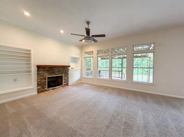 1027 Countess Ln, Spring Hill, TN 37174