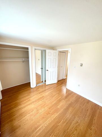 256 Washington Boulevard APT 14, Stamford, CT 06902
