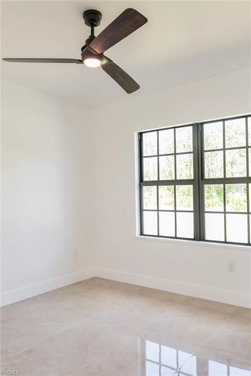 Image 10 of property listing at 1506 8TH AVENUE, Lehigh Acres, FL 33972