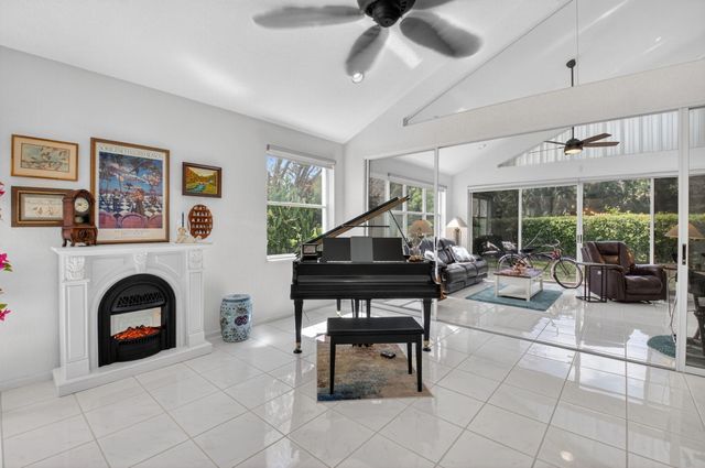 11893 Fountainside Circle, Boynton Beach, FL 33437