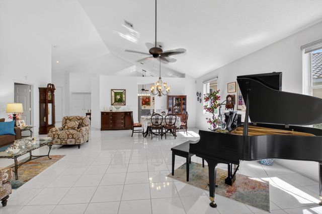 11893 Fountainside Circle, Boynton Beach, FL 33437