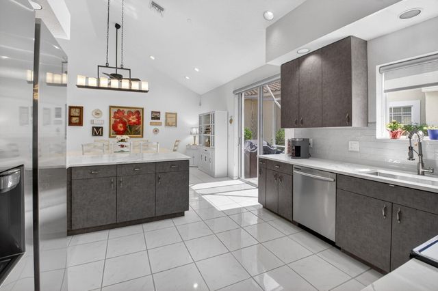 11893 Fountainside Circle, Boynton Beach, FL 33437