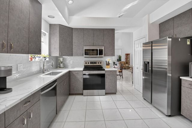 11893 Fountainside Circle, Boynton Beach, FL 33437