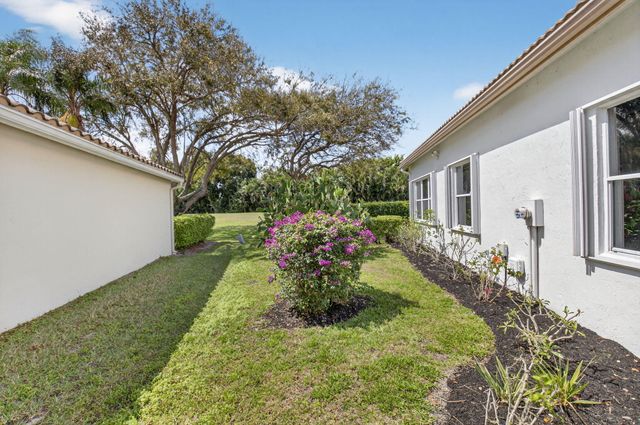 11893 Fountainside Circle, Boynton Beach, FL 33437