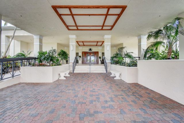 11893 Fountainside Circle, Boynton Beach, FL 33437