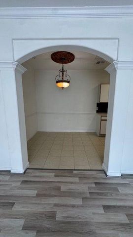 6289 Wilcrest Drive 7301, Houston, TX 77072