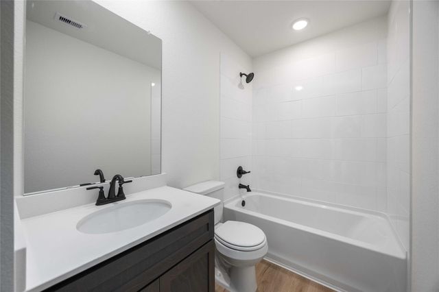 11749 Whirlaway Drive, Willis, TX 77318