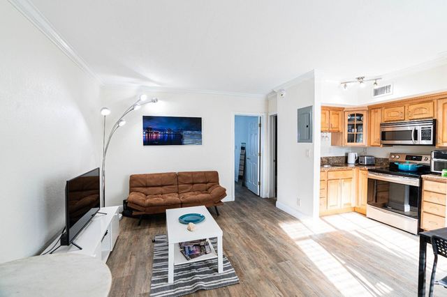 924 SE 2nd Street 3, Fort Lauderdale, FL 33301