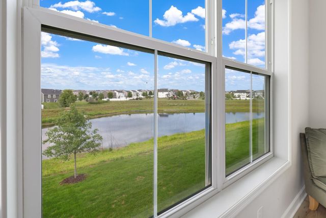 17989 Gresford Lane, Lakeville, MN 55044