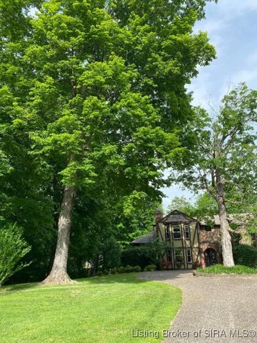 261 Indian Hills Drive NE, Corydon, IN 47112