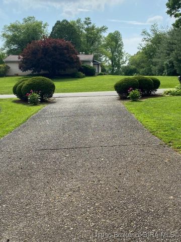 261 Indian Hills Drive NE, Corydon, IN 47112