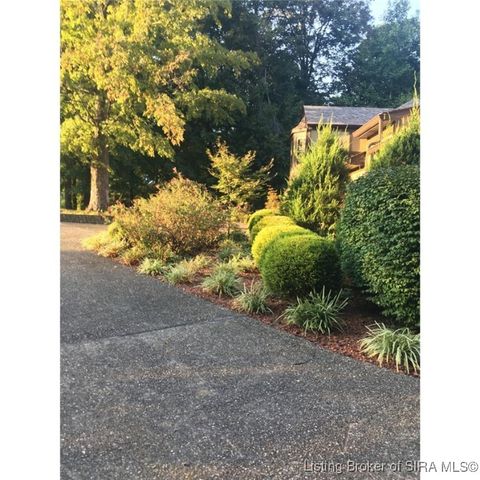 261 Indian Hills Drive NE, Corydon, IN 47112