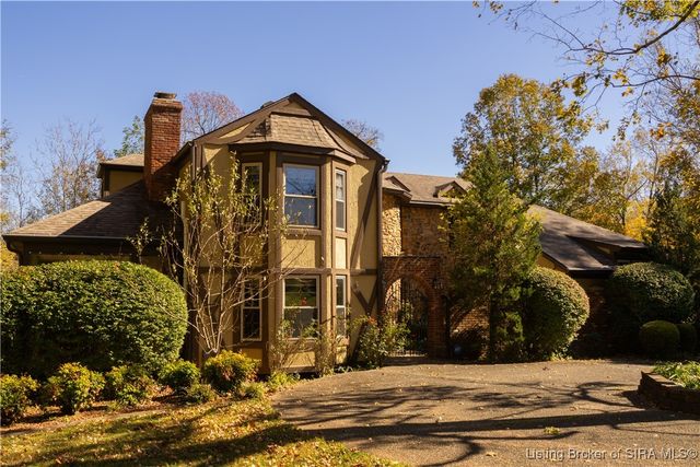 261 Indian Hills Drive NE, Corydon, IN 47112