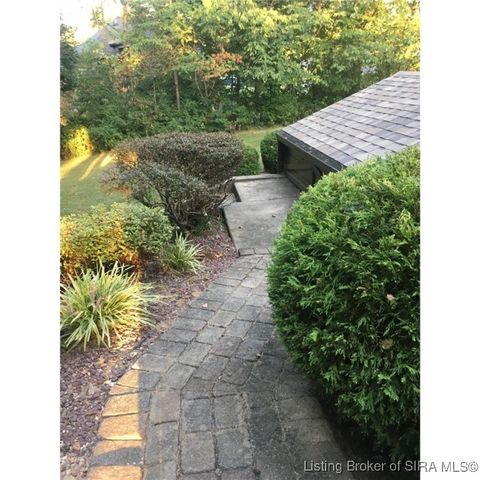 261 Indian Hills Drive NE, Corydon, IN 47112