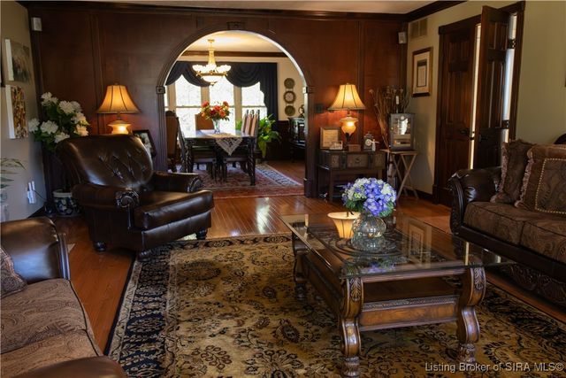 261 Indian Hills Drive NE, Corydon, IN 47112