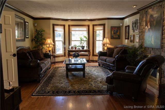 261 Indian Hills Drive NE, Corydon, IN 47112