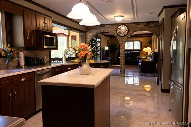 261 Indian Hills Drive NE, Corydon, IN 47112