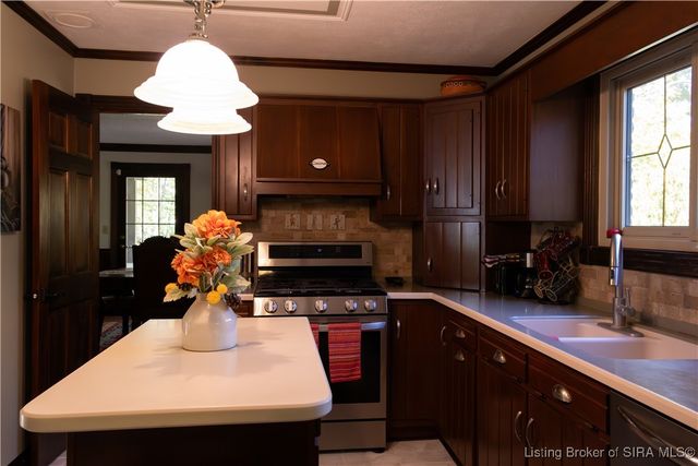 261 Indian Hills Drive NE, Corydon, IN 47112