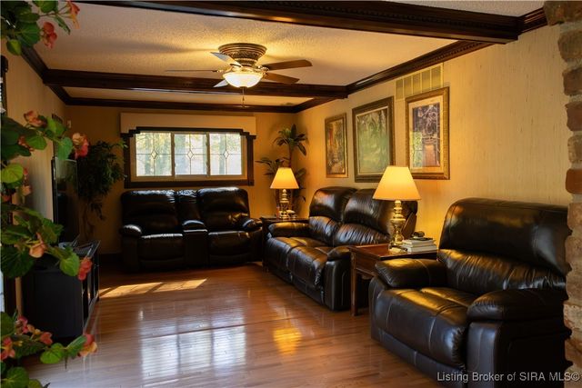 261 Indian Hills Drive NE, Corydon, IN 47112