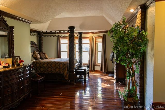 261 Indian Hills Drive NE, Corydon, IN 47112