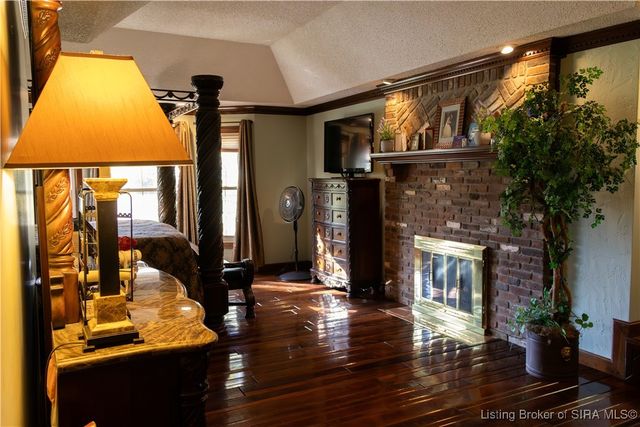 261 Indian Hills Drive NE, Corydon, IN 47112