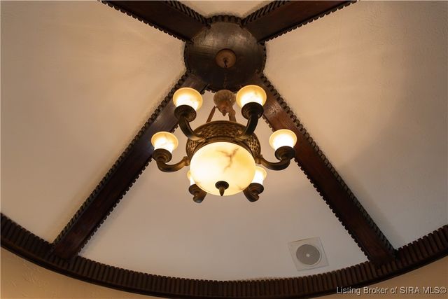 261 Indian Hills Drive NE, Corydon, IN 47112