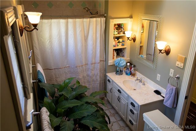 261 Indian Hills Drive NE, Corydon, IN 47112