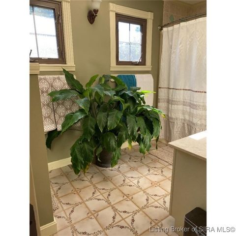 261 Indian Hills Drive NE, Corydon, IN 47112