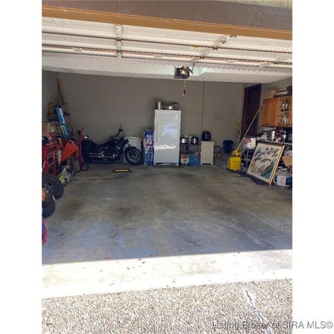 261 Indian Hills Drive NE, Corydon, IN 47112