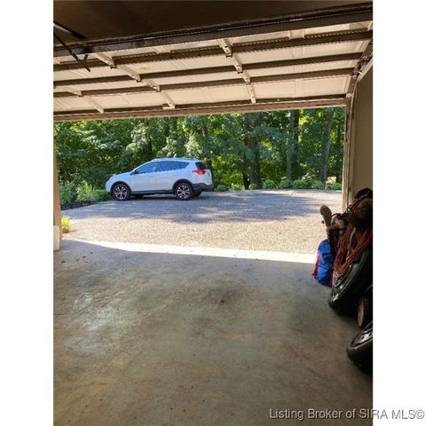 261 Indian Hills Drive NE, Corydon, IN 47112