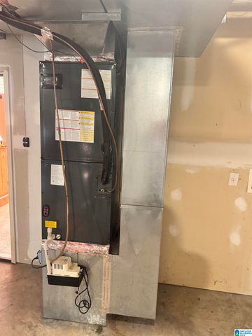 110 21ST AVENUE NW, Center Point, AL 35215