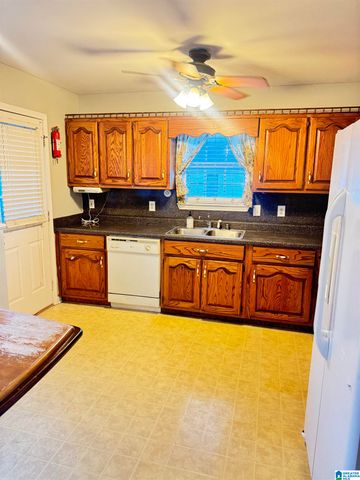 110 21ST AVENUE NW, Center Point, AL 35215