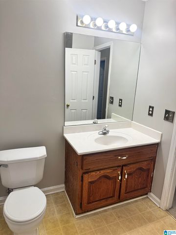 110 21ST AVENUE NW, Center Point, AL 35215