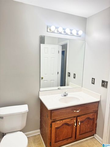 110 21ST AVENUE NW, Center Point, AL 35215