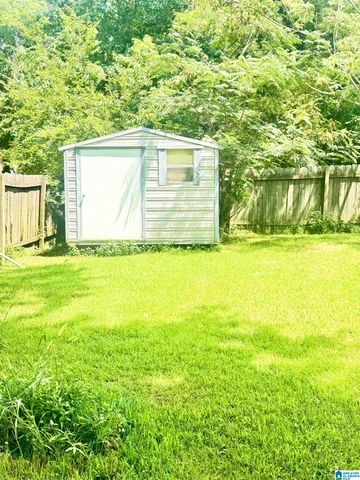 110 21ST AVENUE NW, Center Point, AL 35215