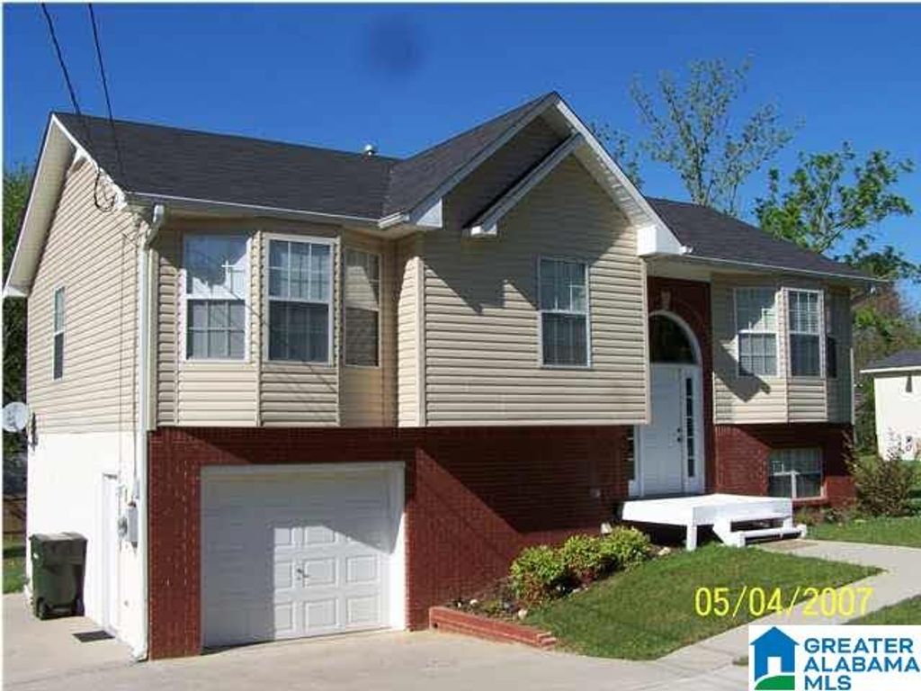 110 21ST AVENUE NW, Center Point, AL 35215