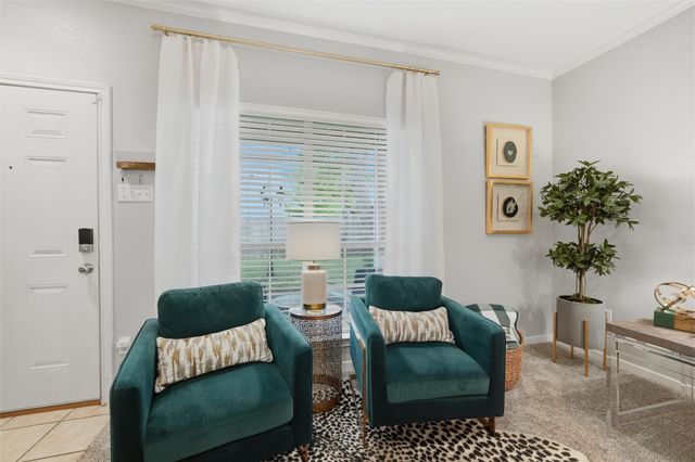 1809 S 11th Street B, Waco, TX 76706