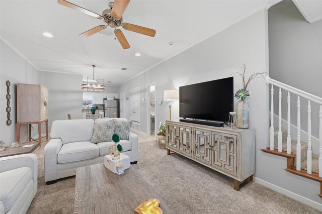 1809 S 11th Street B, Waco, TX 76706