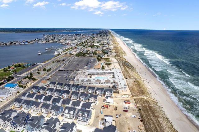 438 Highway 35 1202, Mantoloking, NJ 08738