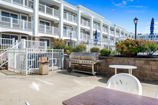 438 Highway 35 1202, Mantoloking, NJ 08738