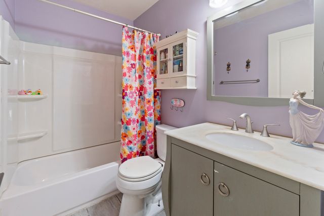 1220 Old Mill Lane, Algonquin, IL 60102