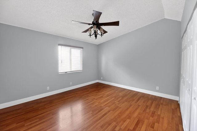 17 Tara Lakes Drive E, Boynton Beach, FL 33436