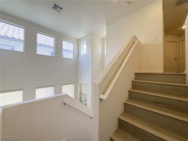 9456 Grandview Spring Avenue, Las Vegas, NV 89166