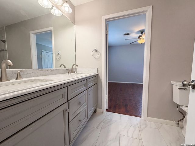 1118 MELISSA DR, San Antonio, TX 78213