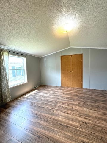 1028 NW Alma Circle 1028, Round Lake, IL 60073