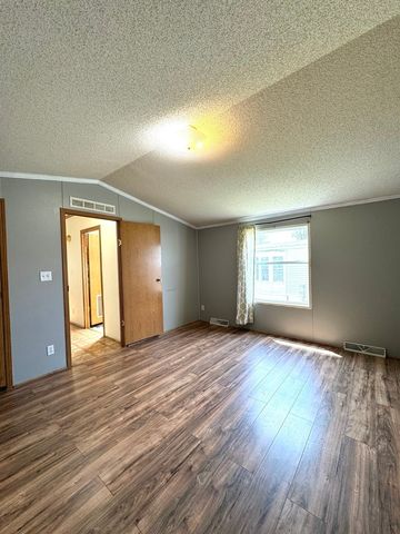 1028 NW Alma Circle 1028, Round Lake, IL 60073